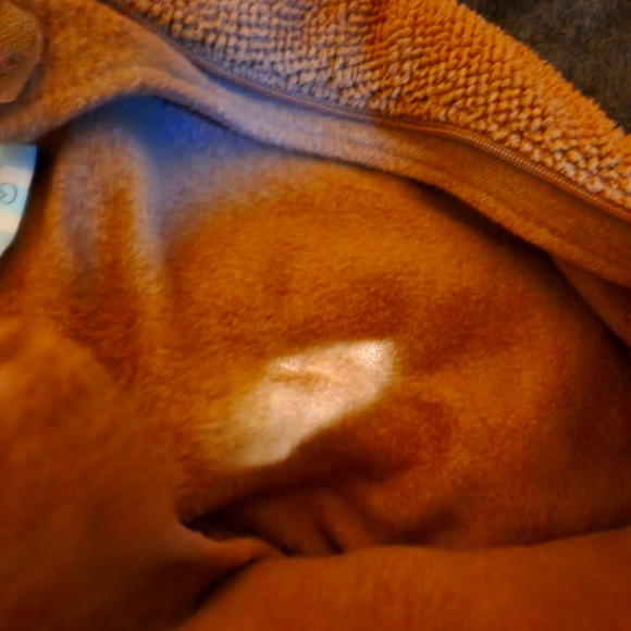 Fuzzy snow onsies - Picture 3 of 3